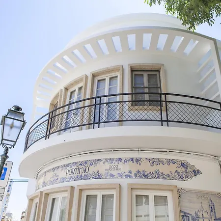 Вилла Villa In Albufeira Near Beach And Marina
